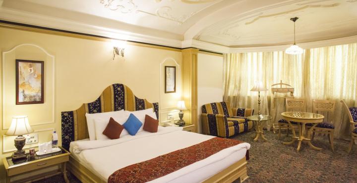 Hotel Babylon International